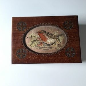 J & J Cash vintage rare card/jewelry box with woven robin insert, removable tray